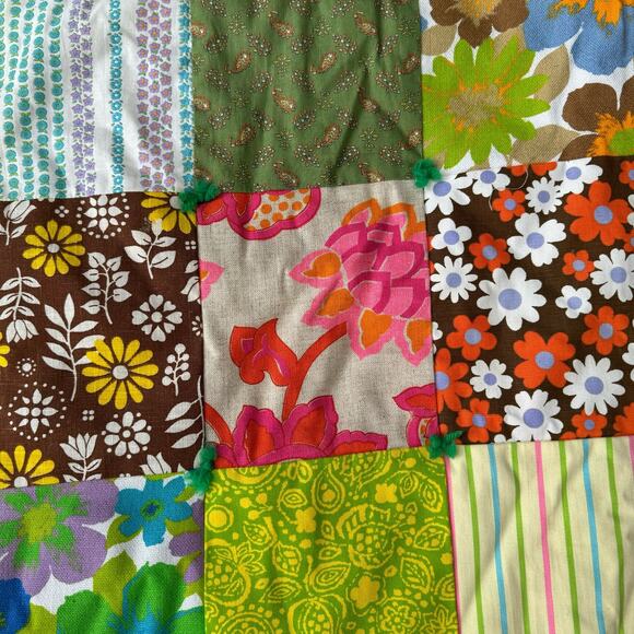 Funky boho Granny Patchwork Quilt Lap Blanket 35x41" Flowers Green Pink orange - Picture 5 of 10